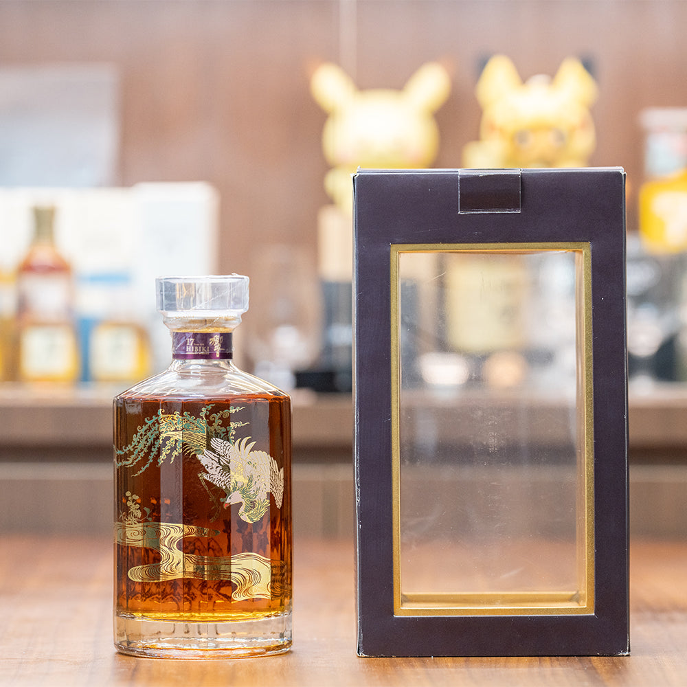 Hibiki 17 Year Old "A Night When the Phoenix Dance" whisky bottle